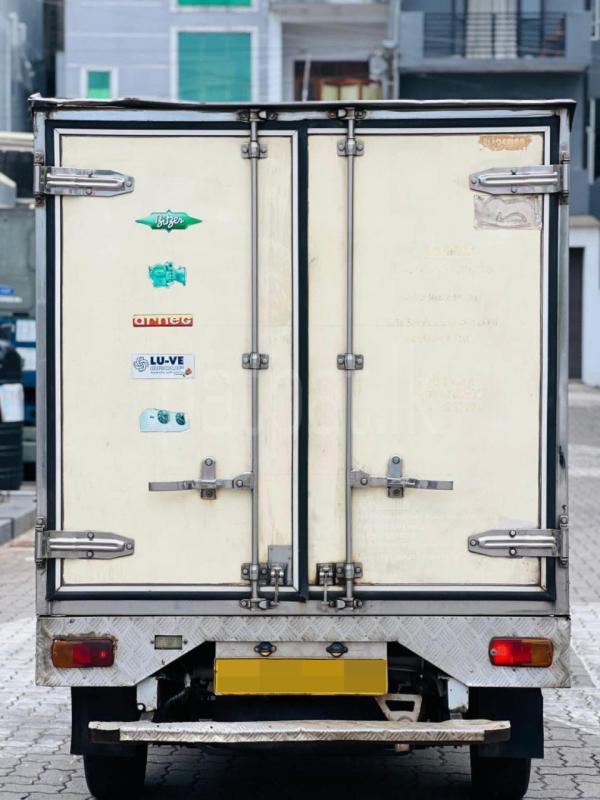 Advertisement image 4