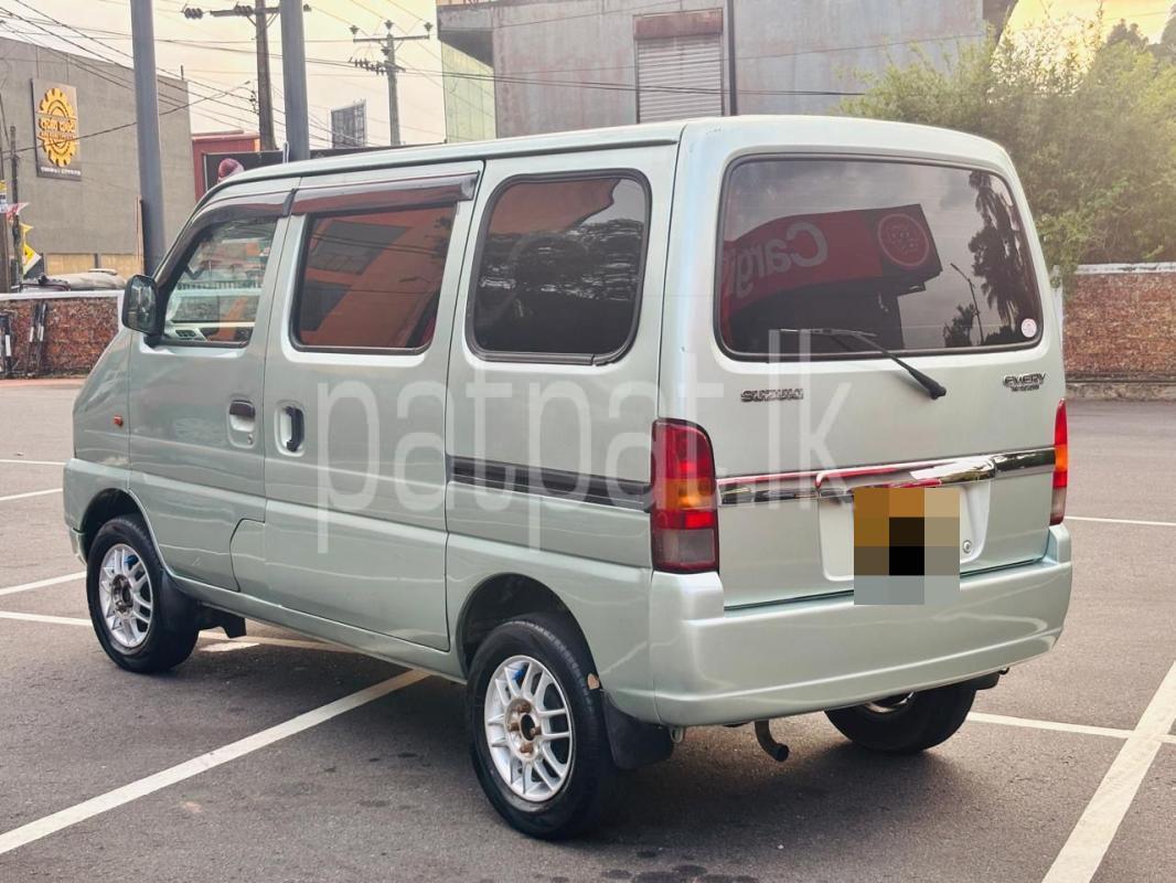 Advertisement image 3