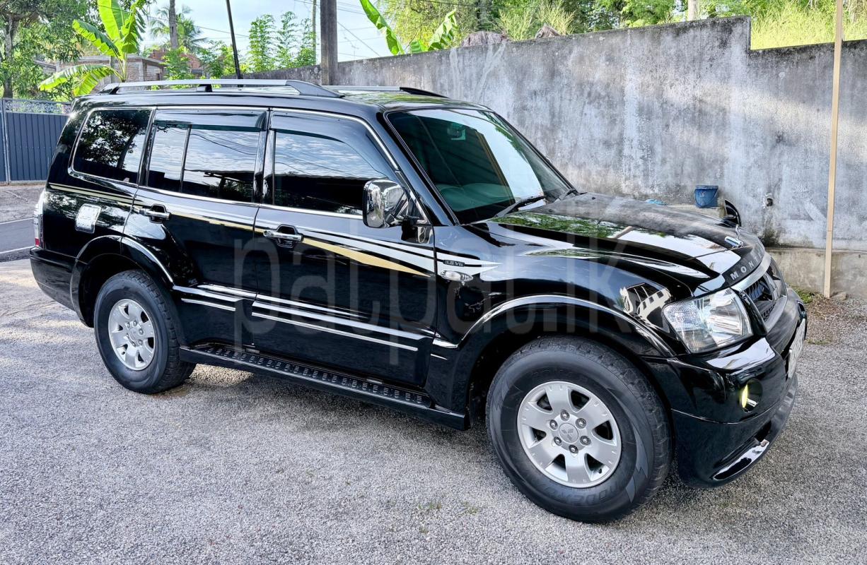 Mitsubishi Montero 2007 - பயன்படுத்தப்பட்டது SUV sale in Sri Lanka - patpat.lk