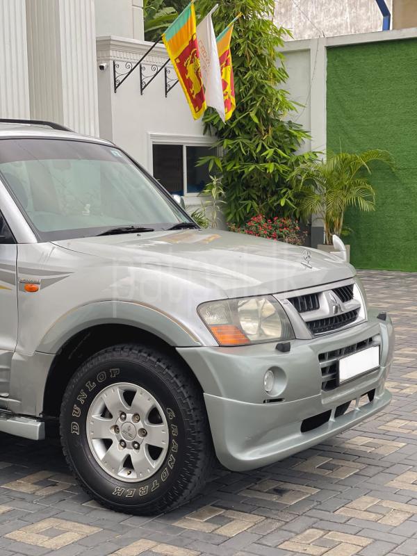 Mitsubishi Montero 2004 - Used SUV sale in Sri Lanka - patpat.lk
