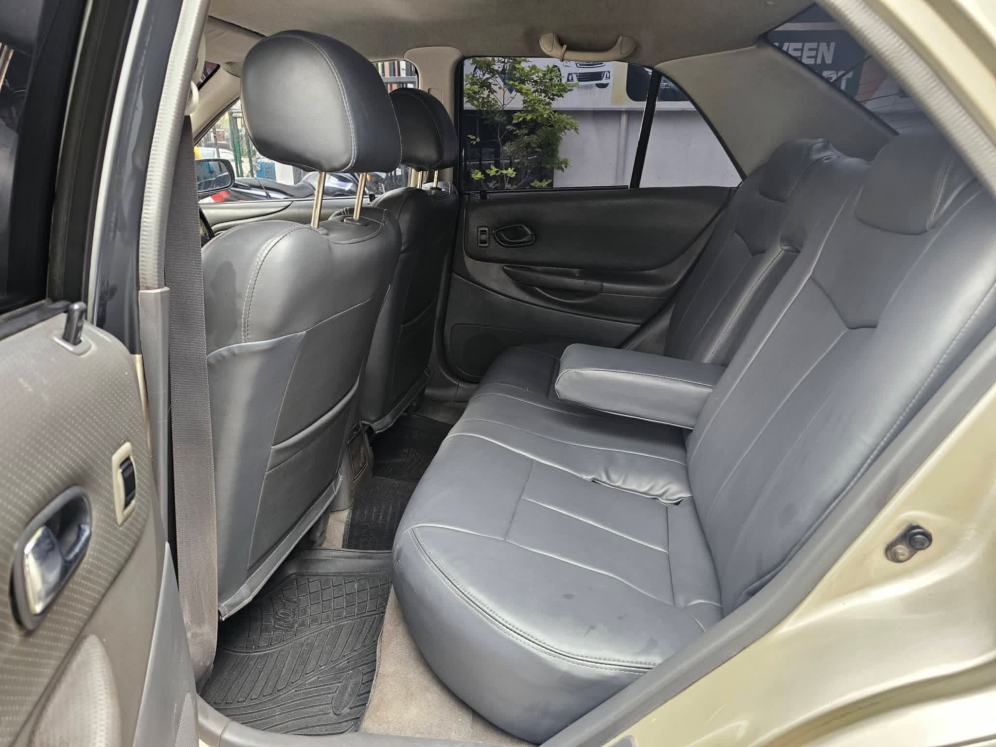 Mazda Familia 2000 - Used Car sale in Sri Lanka - patpat.lk