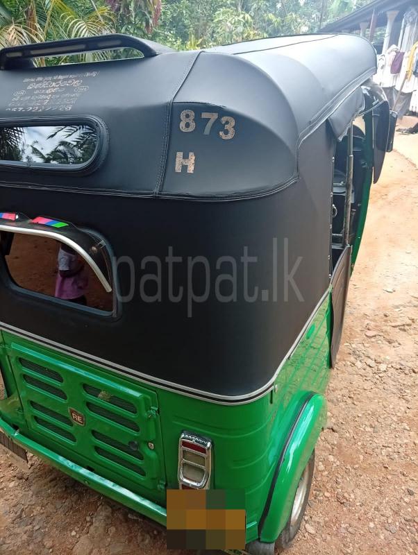 Bajaj 4 stroke 2016 - Used Three wheeler sale in Sri Lanka - patpat.lk