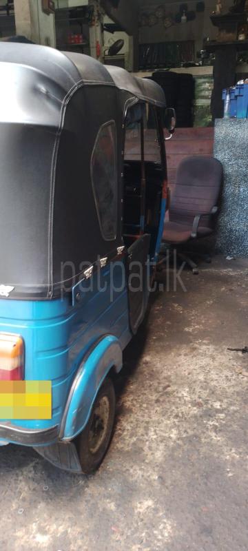 Bajaj Three Wheel 2010 - භාවිතා කරන ලද ත්‍රිරෝද රථය sale in Sri Lanka - patpat.lk