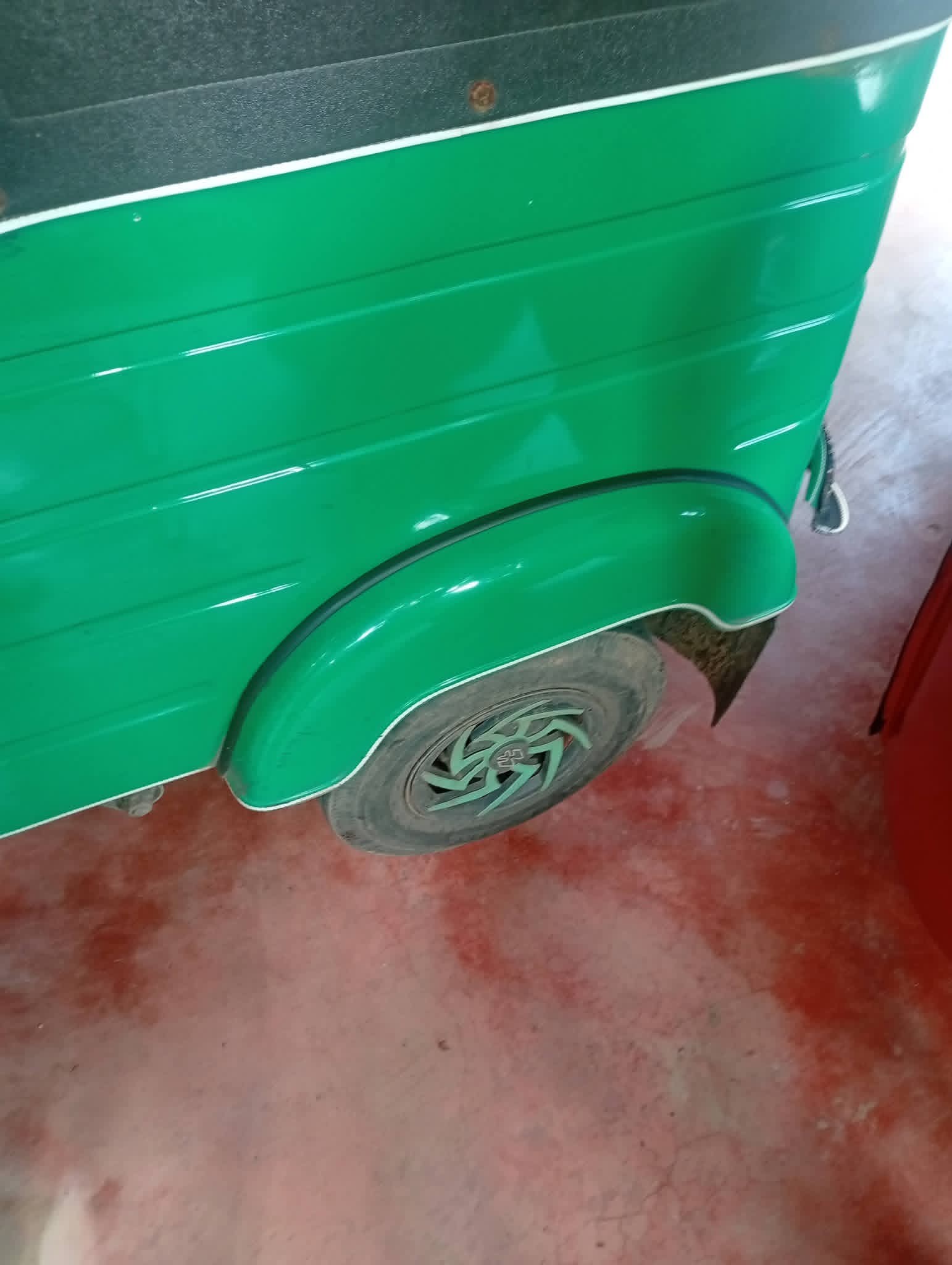 Bajaj 2 stroke 2005 - භාවිතා කරන ලද ත්‍රිරෝද රථය sale in Sri Lanka - patpat.lk