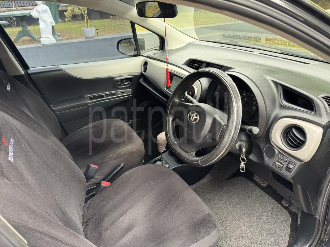 Toyota Vitz 2011 - பயன்படுத்தப்பட்டது கார் sale in Sri Lanka - patpat.lk