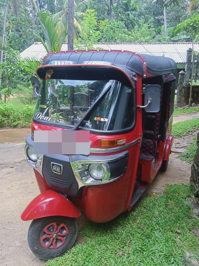Bajaj Three Wheel 2016 - Used Three wheeler sale in Sri Lanka - patpat.lk