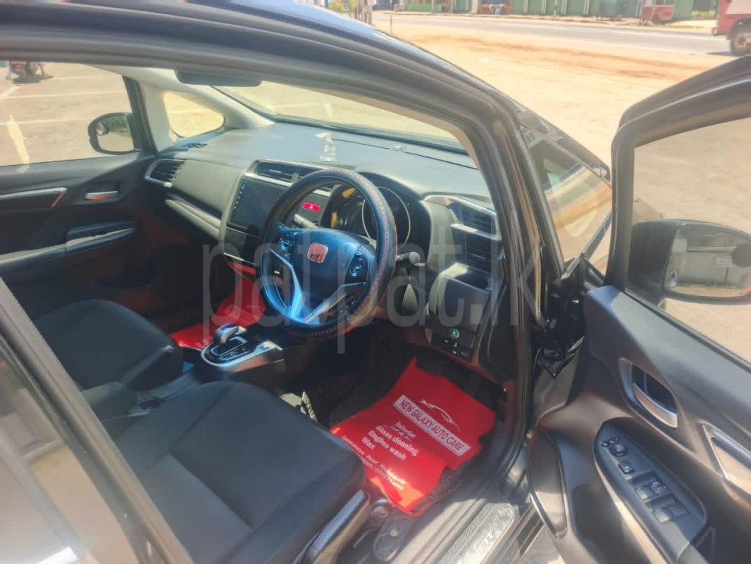 Honda Fit 2014 - භාවිතා කරන ලද කාර් sale in Sri Lanka - patpat.lk
