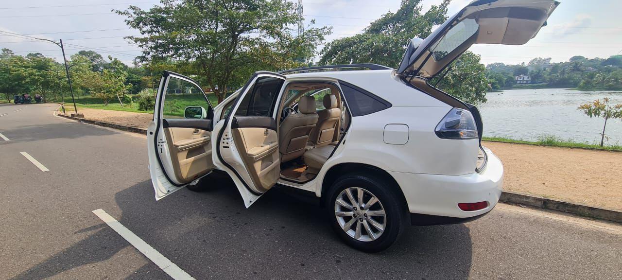 Toyota Lexus 2007 - භාවිතා කරන ලද SUV රථය sale in Sri Lanka - patpat.lk