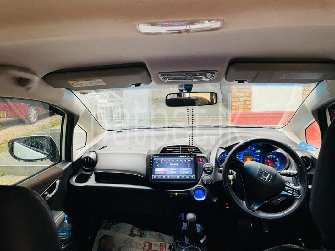 Advertisement image 4