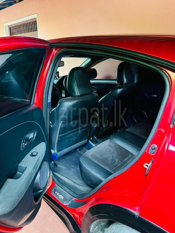 Honda Vezel 2017 - Used SUV sale in Sri Lanka - patpat.lk