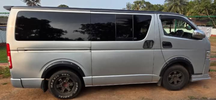 Toyota Hiace 2007 - Used Van sale in Sri Lanka - patpat.lk