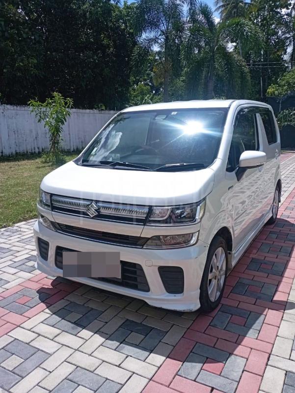 Suzuki Wagon R 2018 - භාවිතා කරන ලද කාර් sale in Sri Lanka - patpat.lk