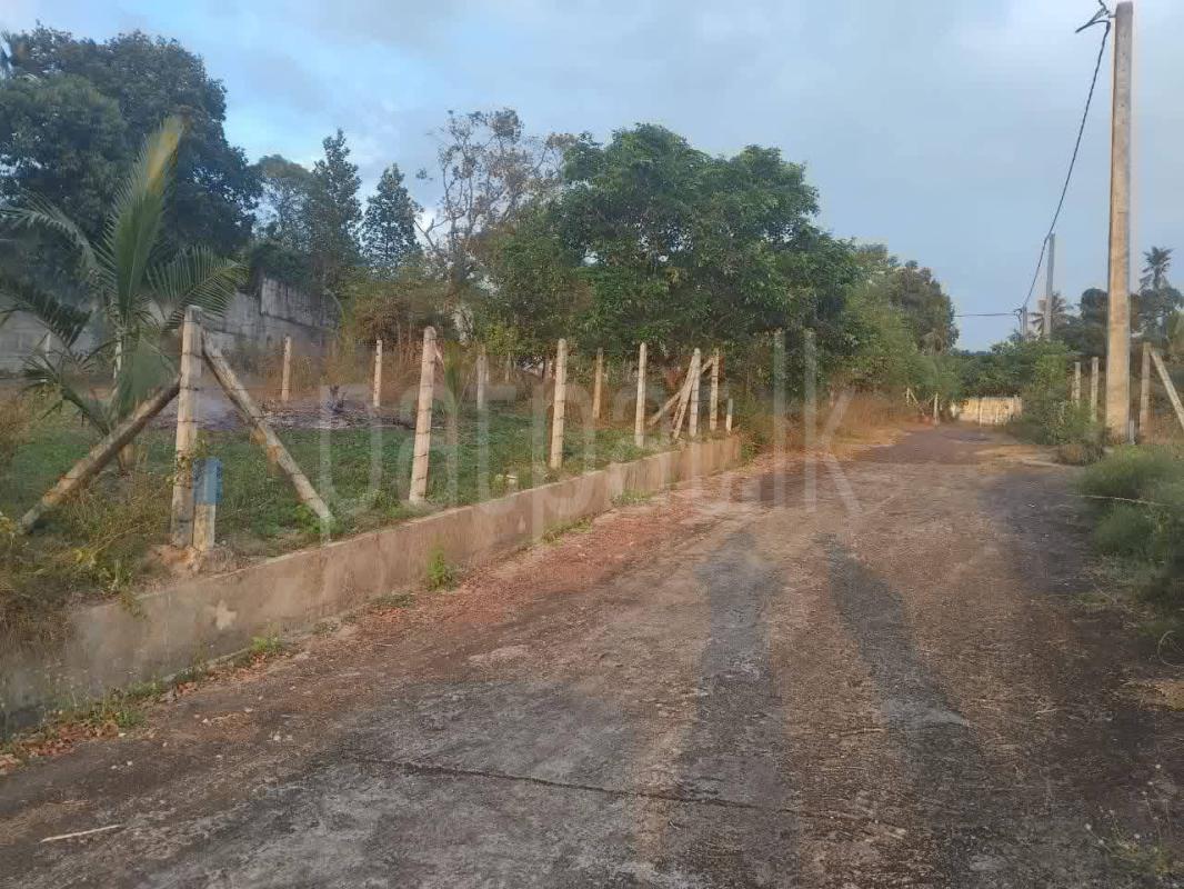 Residential Land for Sale in Kadawatha ads-image-1