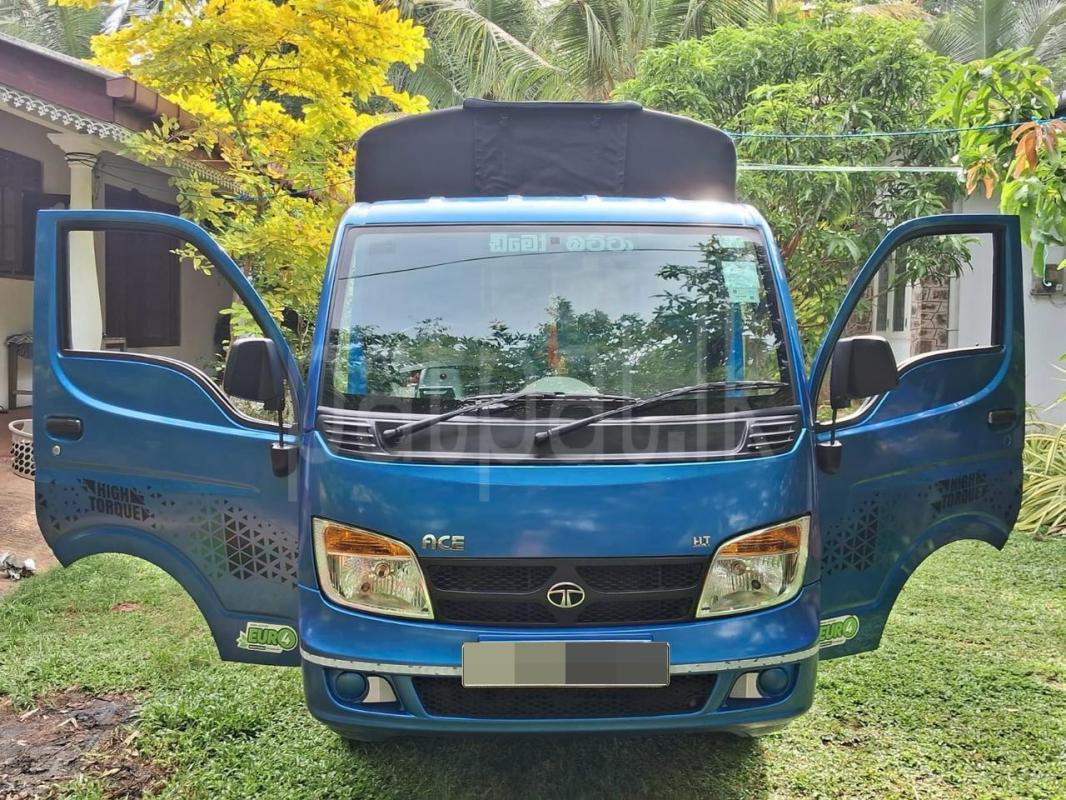 Advertisement image 1