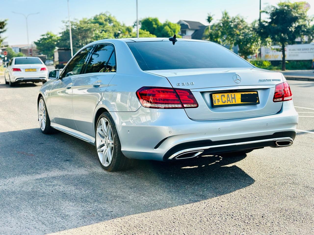 Mercedes Benz E300 2014 - பயன்படுத்தப்பட்டது கார் sale in Sri Lanka - patpat.lk