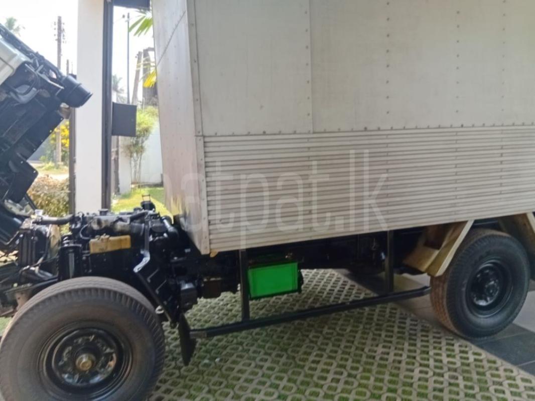 Advertisement image 4