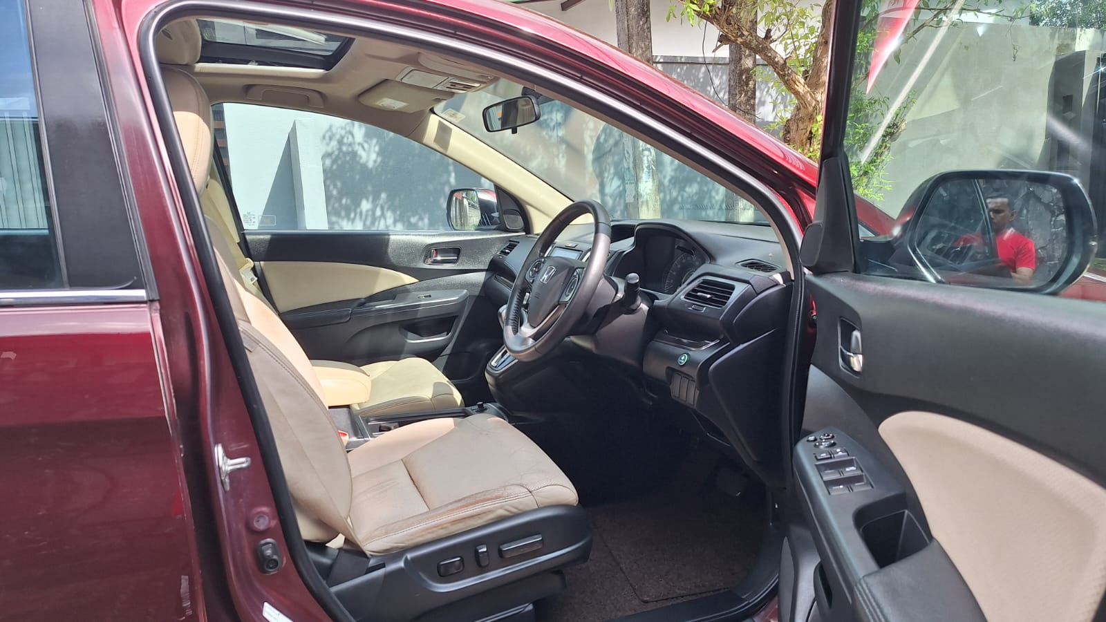 Honda CRV 2015 - பயன்படுத்தப்பட்டது SUV sale in Sri Lanka - patpat.lk