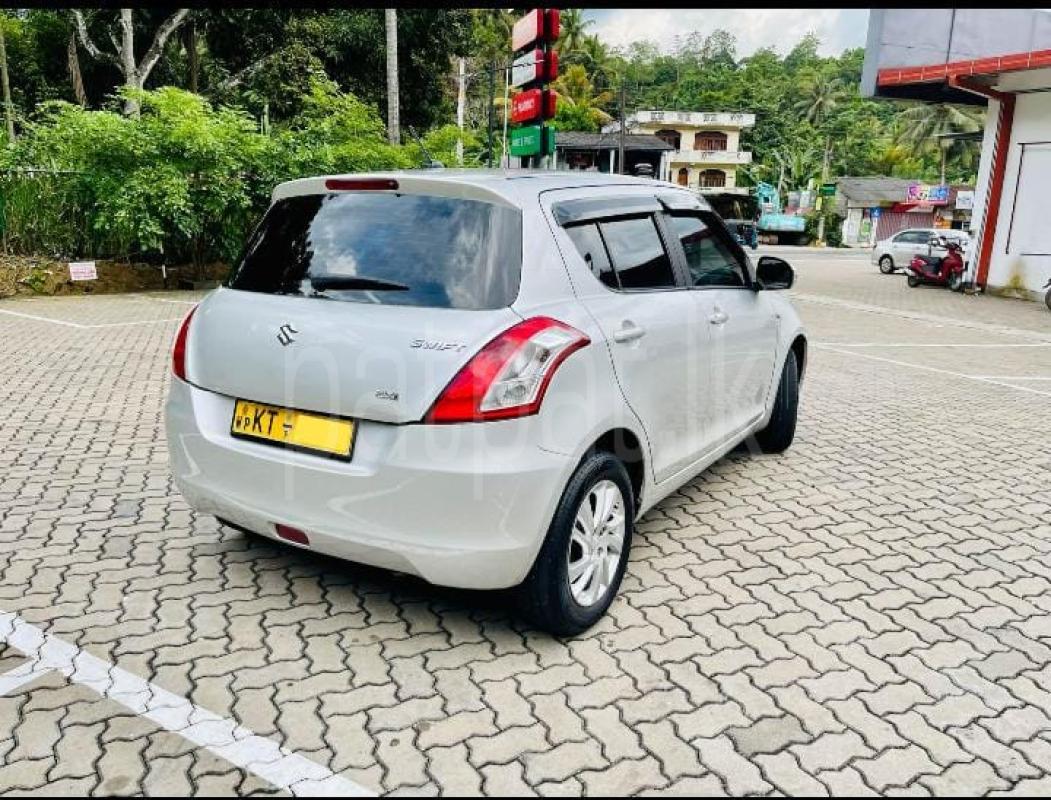 Advertisement image 6