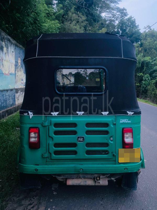 Bajaj Three Wheel 2017 - பயன்படுத்தப்பட்டது முச்சக்கர வண்டி sale in Sri Lanka - patpat.lk