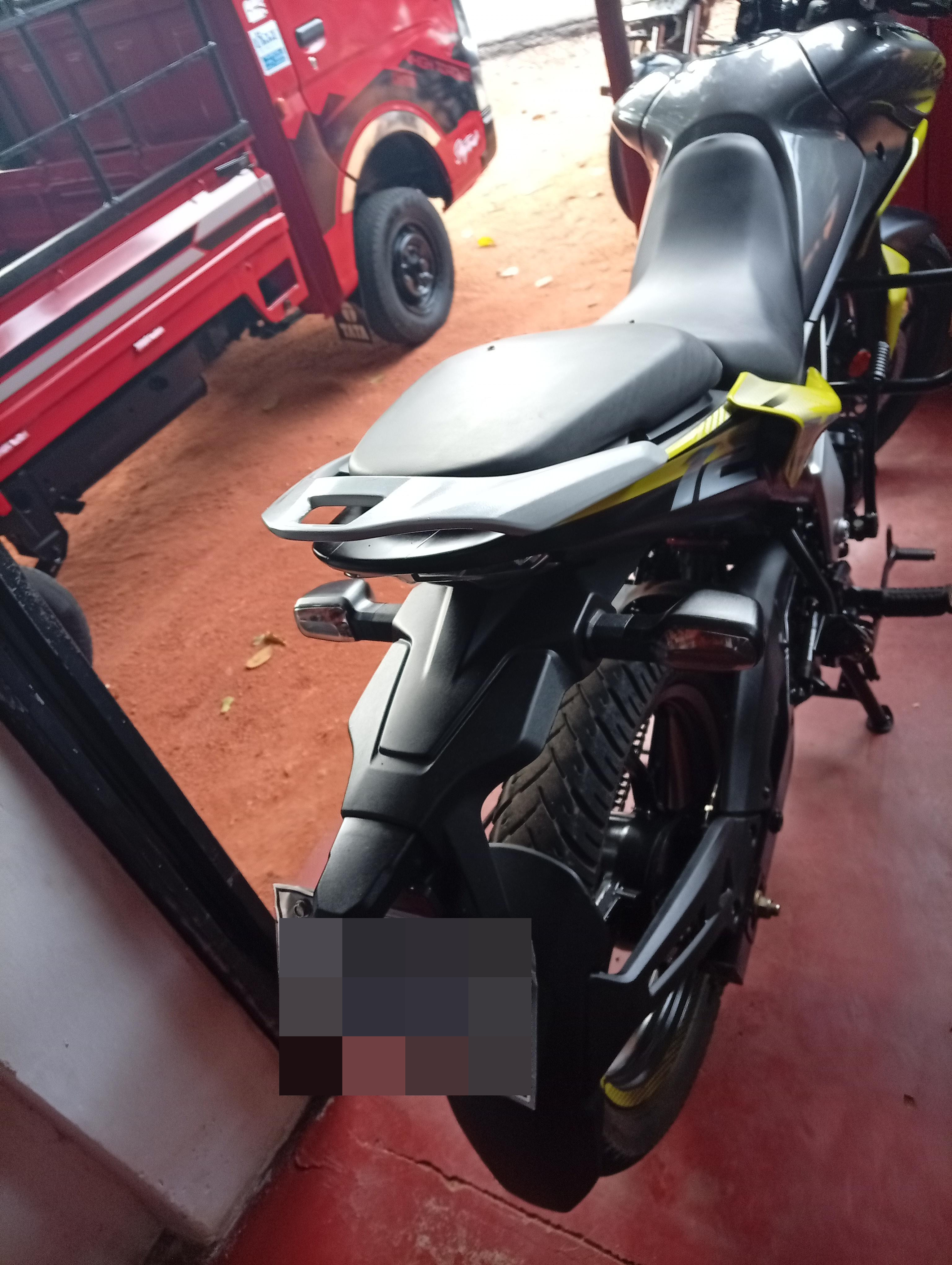 Bajaj Pulsar 2023 - භාවිතා කරන ලද බයිසිකලය sale in Sri Lanka - patpat.lk