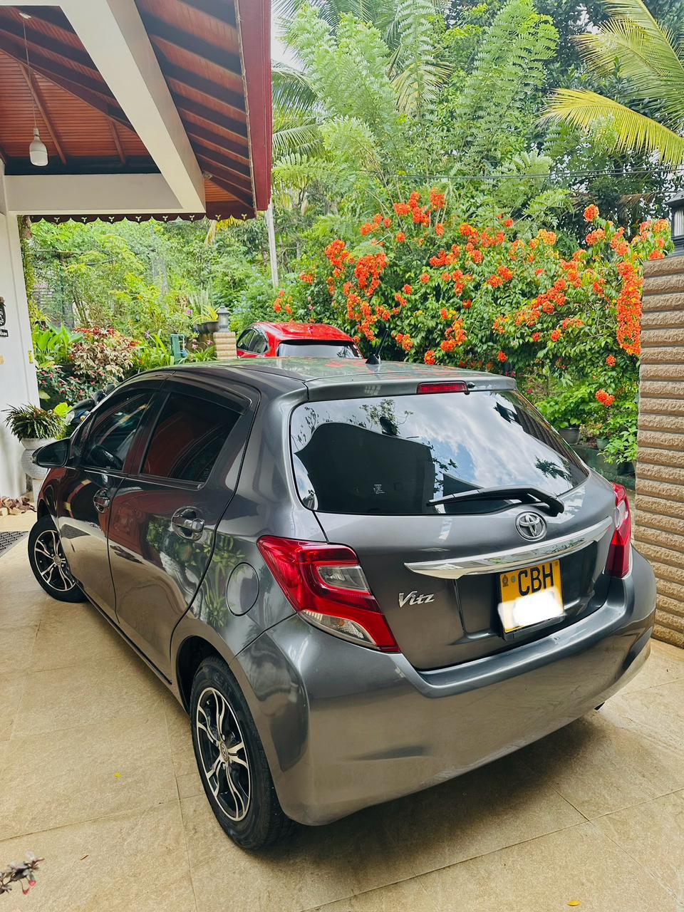 Toyota Vitz 2016 - Used Car sale in Sri Lanka - patpat.lk