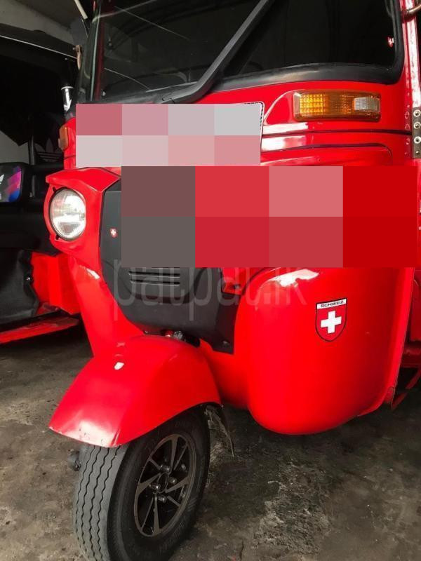 Bajaj Three Wheel 2015 - பயன்படுத்தப்பட்டது முச்சக்கர வண்டி sale in Sri Lanka - patpat.lk