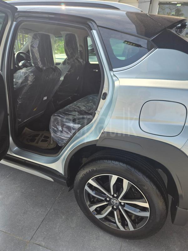 Advertisement image 4