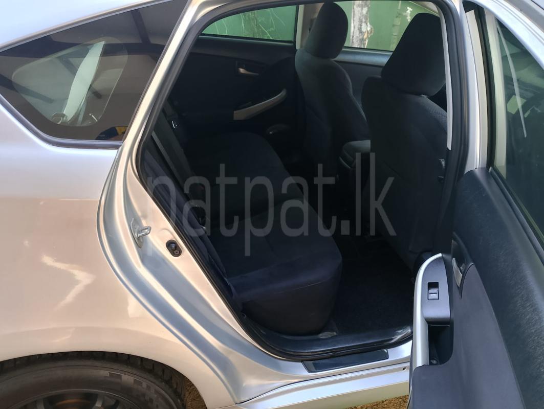 Toyota Prius 2013 - பயன்படுத்தப்பட்டது கார் sale in Sri Lanka - patpat.lk