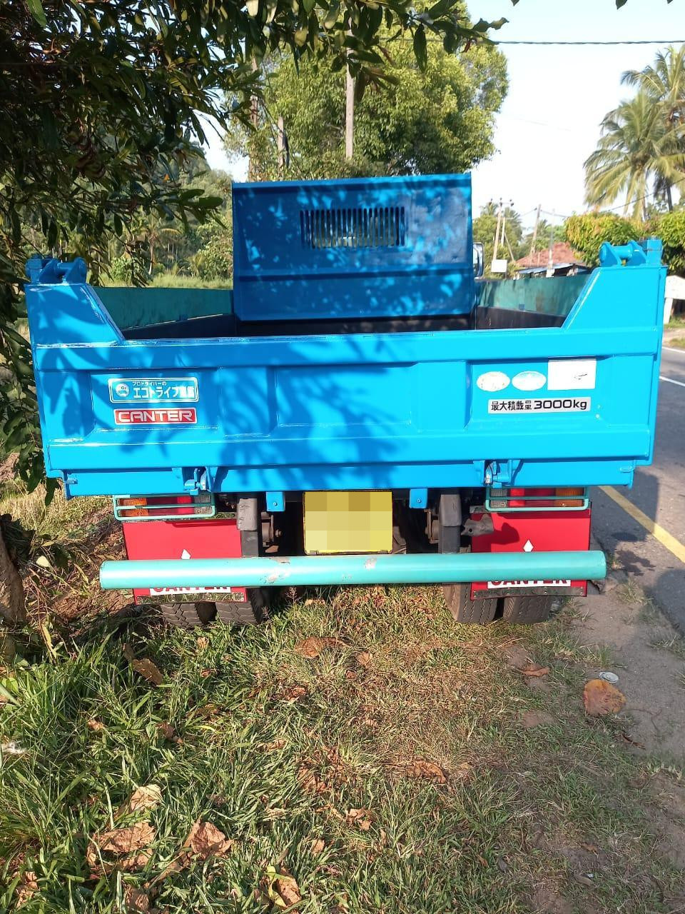 Mitsubishi Canter 1998 - Used Truck sale in Sri Lanka - patpat.lk