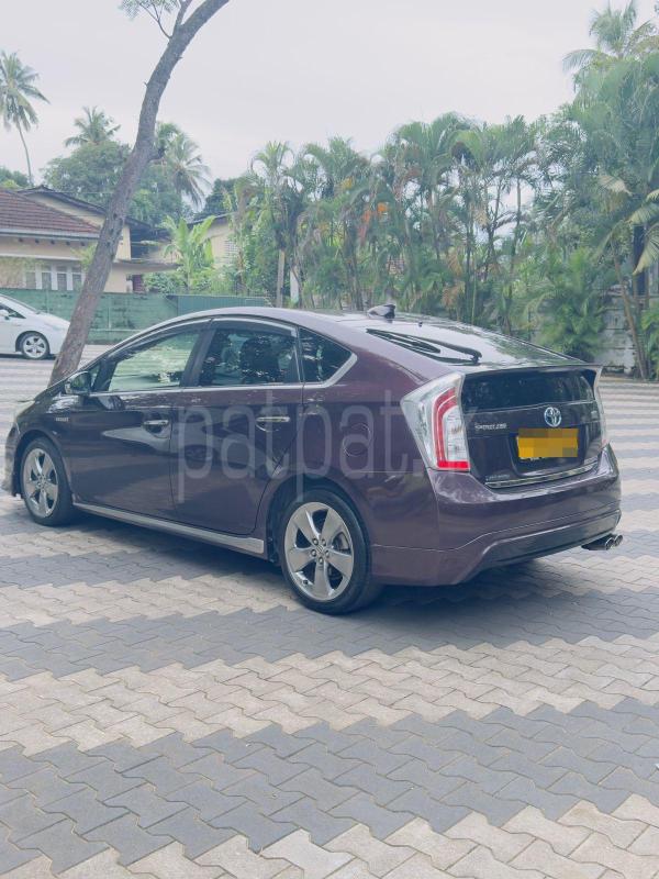 Toyota Prius 2013 - Used Car sale in Sri Lanka - patpat.lk