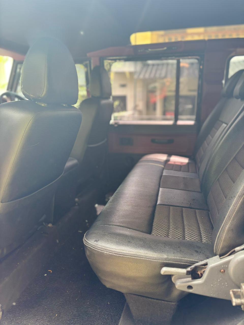 Land Rover Defender 2012 - Used SUV sale in Sri Lanka - patpat.lk