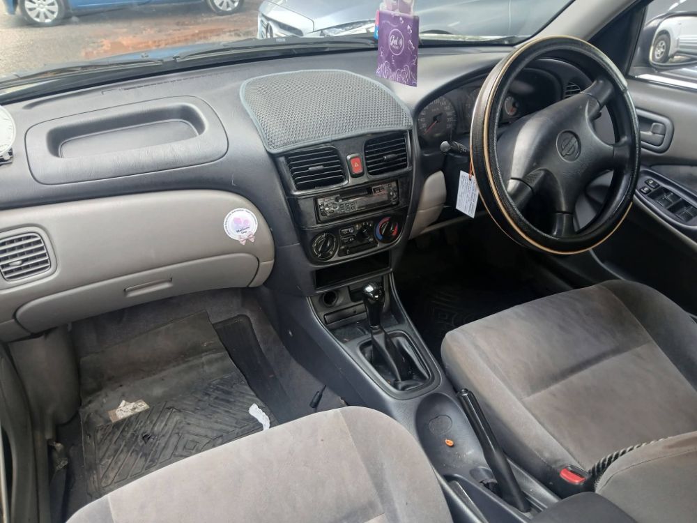 Nissan Sunny 2002 - பயன்படுத்தப்பட்டது கார் sale in Sri Lanka - patpat.lk