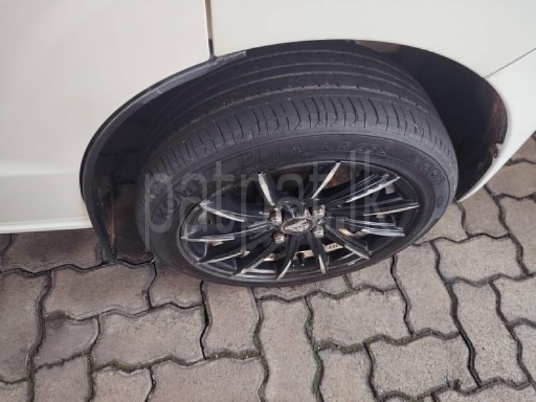 Advertisement image 6