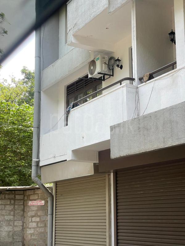 Unfurnished Apartment for Rent in Narahenpita (Colombo 05) ads-image-1