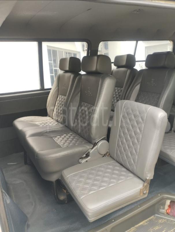 Toyota Hiace 1993 - Used Van sale in Sri Lanka - patpat.lk