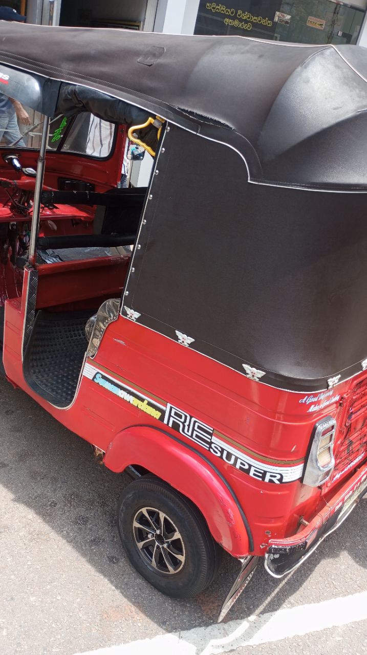Bajaj Three Wheel 2005 - பயன்படுத்தப்பட்டது முச்சக்கர வண்டி sale in Sri Lanka - patpat.lk