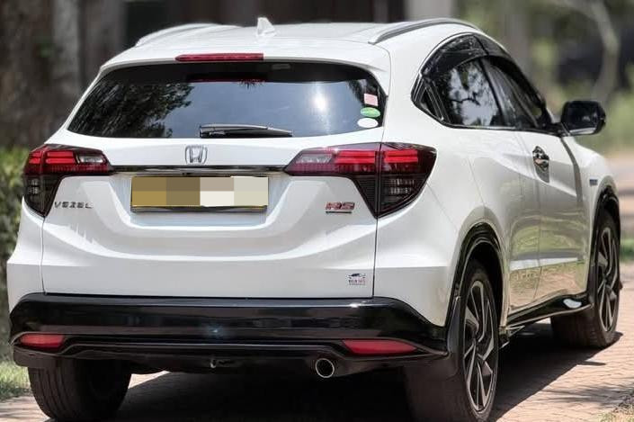 Honda Vezel 2018 - பயன்படுத்தப்பட்டது SUV sale in Sri Lanka - patpat.lk
