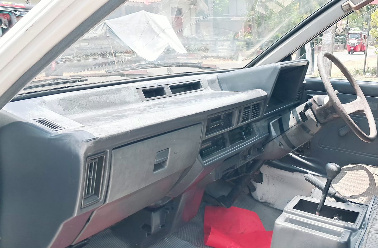 Toyota LiteAce 1990 - Used Van sale in Sri Lanka - patpat.lk