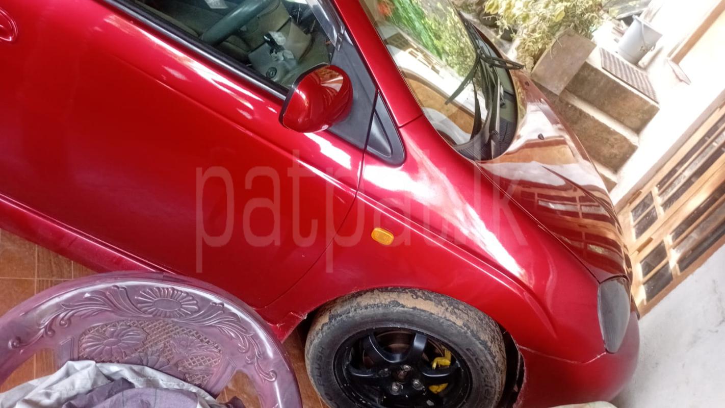 Toyota Prius 2002 - பயன்படுத்தப்பட்டது கார் sale in Sri Lanka - patpat.lk