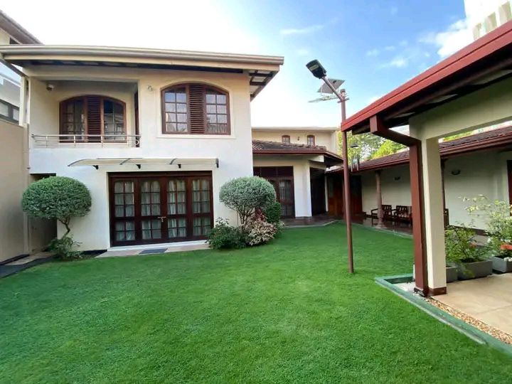 House for Sale in Wellawatta (Colombo 06)