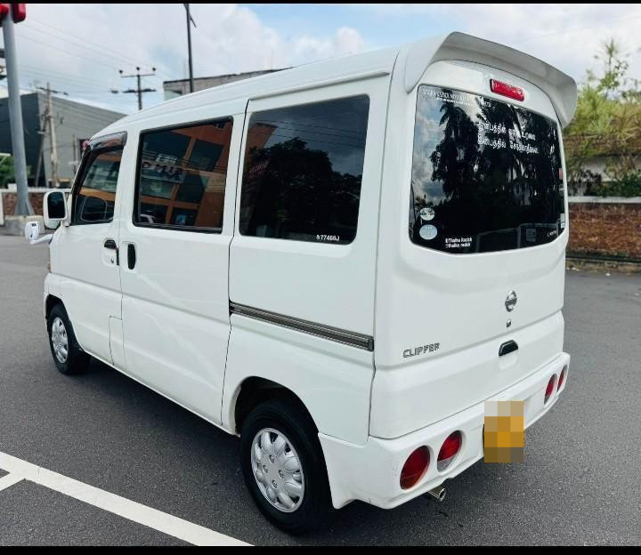 Nissan Clipper 2011 - பயன்படுத்தப்பட்டது வேன் sale in Sri Lanka - patpat.lk