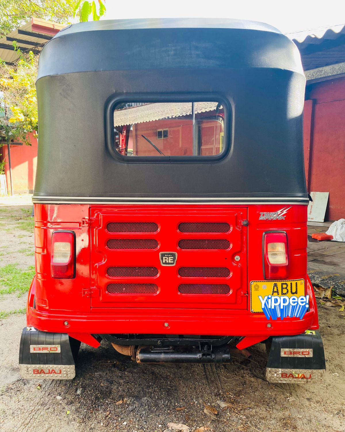 Bajaj Three Wheel 2019 - பயன்படுத்தப்பட்டது முச்சக்கர வண்டி sale in Sri Lanka - patpat.lk