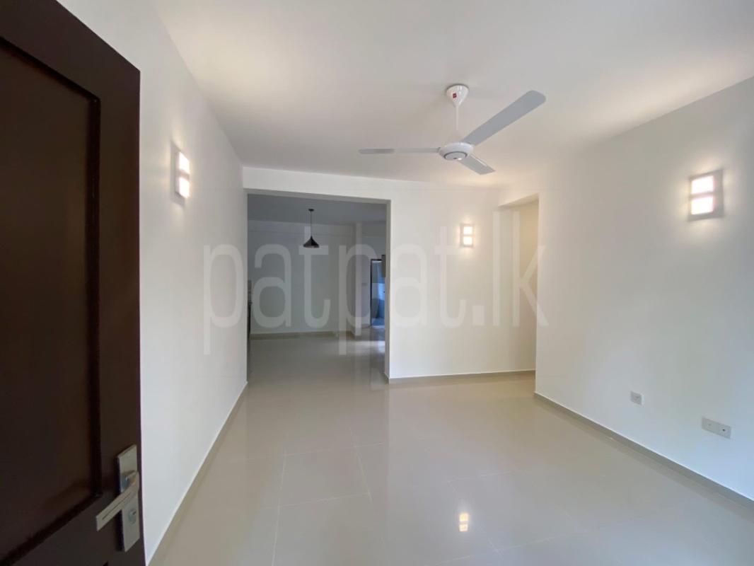 Luxury Apartment for Sale in Talawatugoda