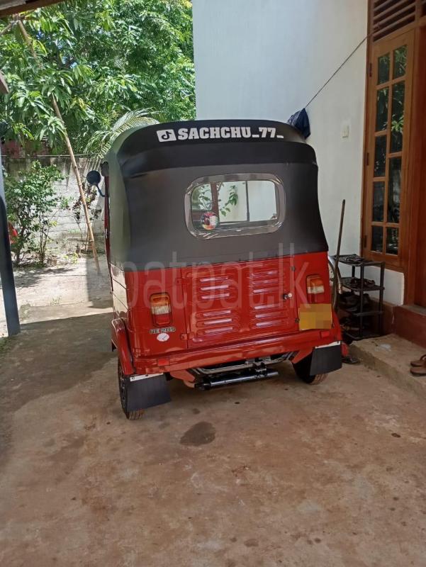 Bajaj 4 stroke 2014 - பயன்படுத்தப்பட்டது முச்சக்கர வண்டி sale in Sri Lanka - patpat.lk