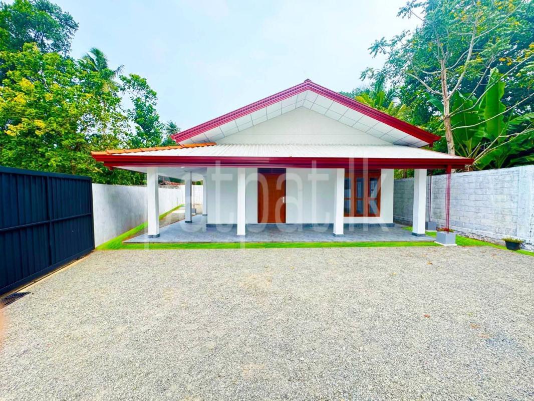 House for Sale in Divulapitiya