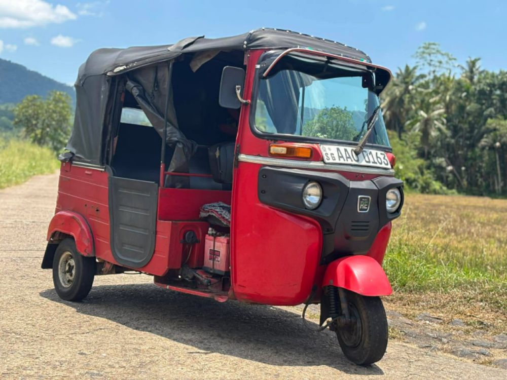 Bajaj Three Wheel 2014 - Used Three wheeler sale in Sri Lanka - patpat.lk