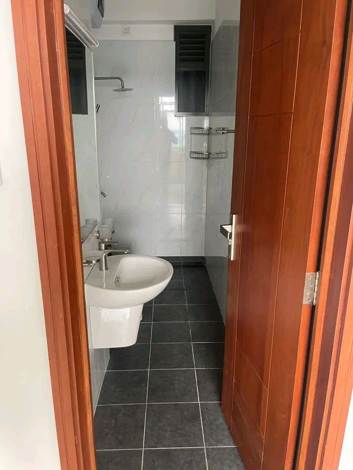 Semi Luxury Apartment for Sale in Kotahena (Colombo 13)