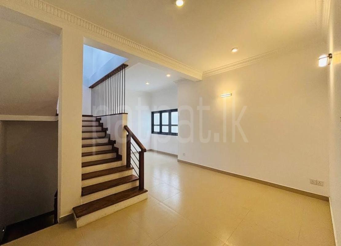 premium-listing-image