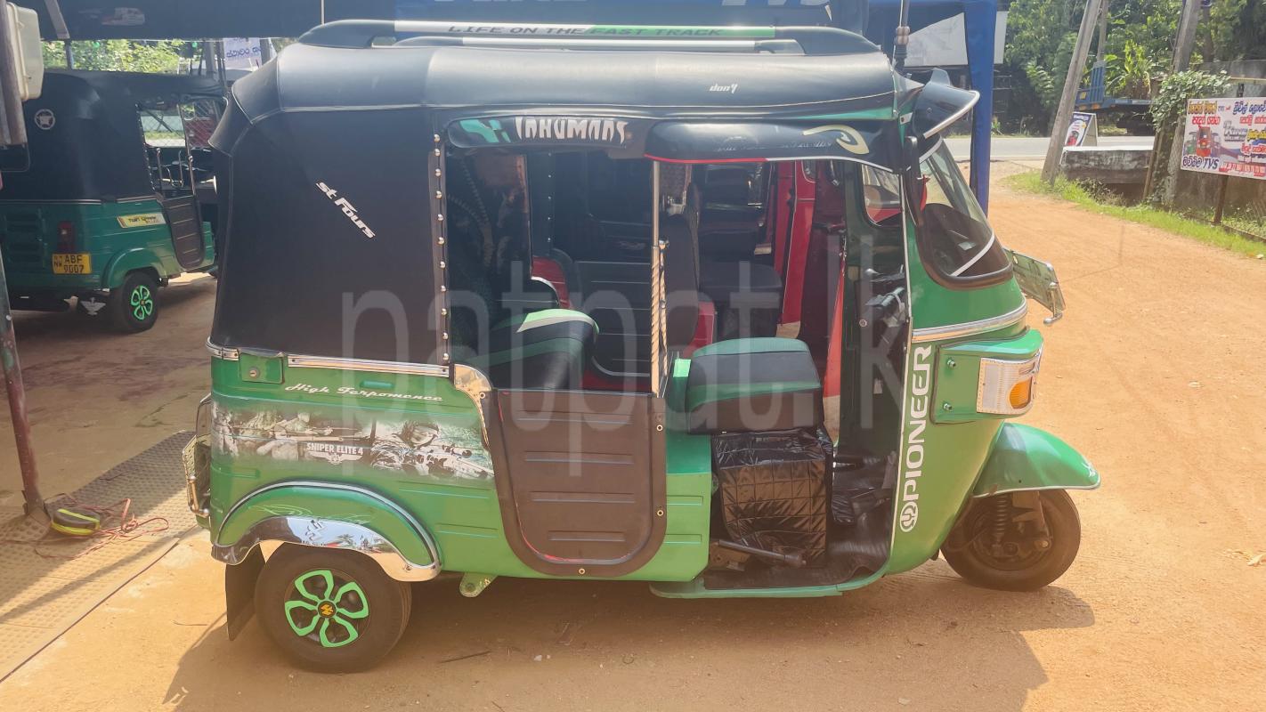 Bajaj Three Wheel 2010 - භාවිතා කරන ලද ත්‍රිරෝද රථය sale in Sri Lanka - patpat.lk
