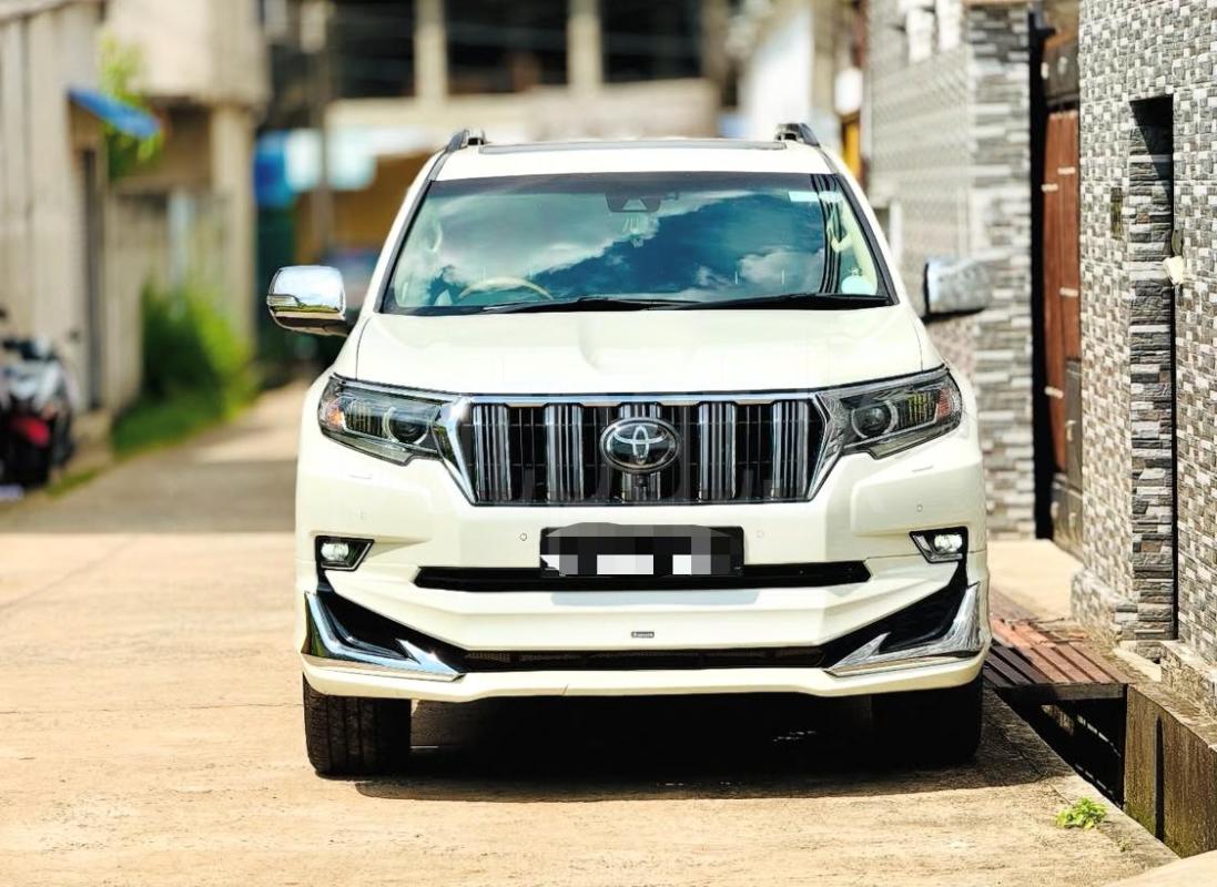 Advertisement image 1